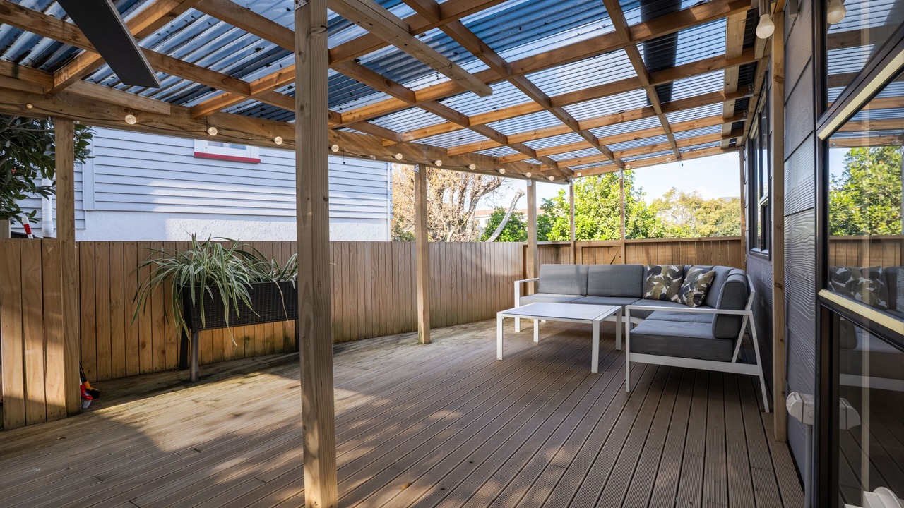 Photo of Patio Balcony in Greenlane - Ellerslie