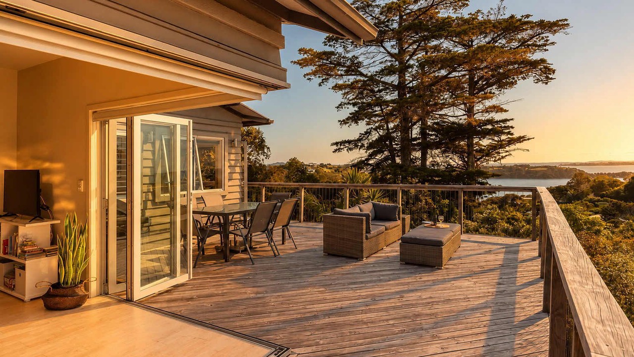 Photo of Patio Balcony in Waiheke Island
