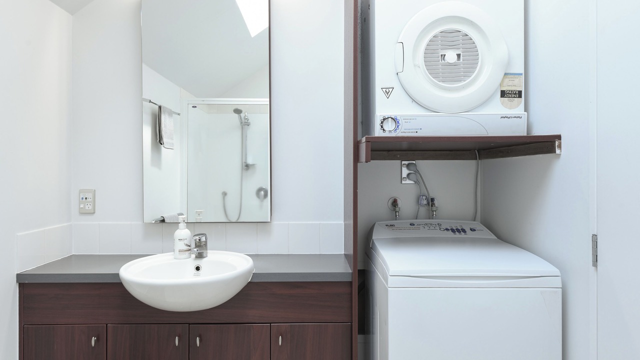 Photo of Bathroom in Mourea