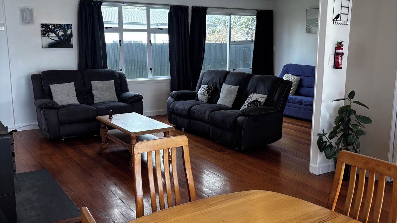 Photo of Livingroom in Opunake