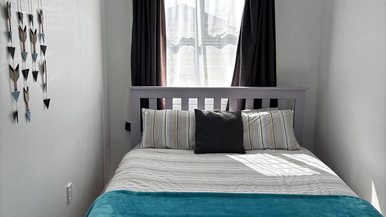 Photo of Bedroom in Opunake