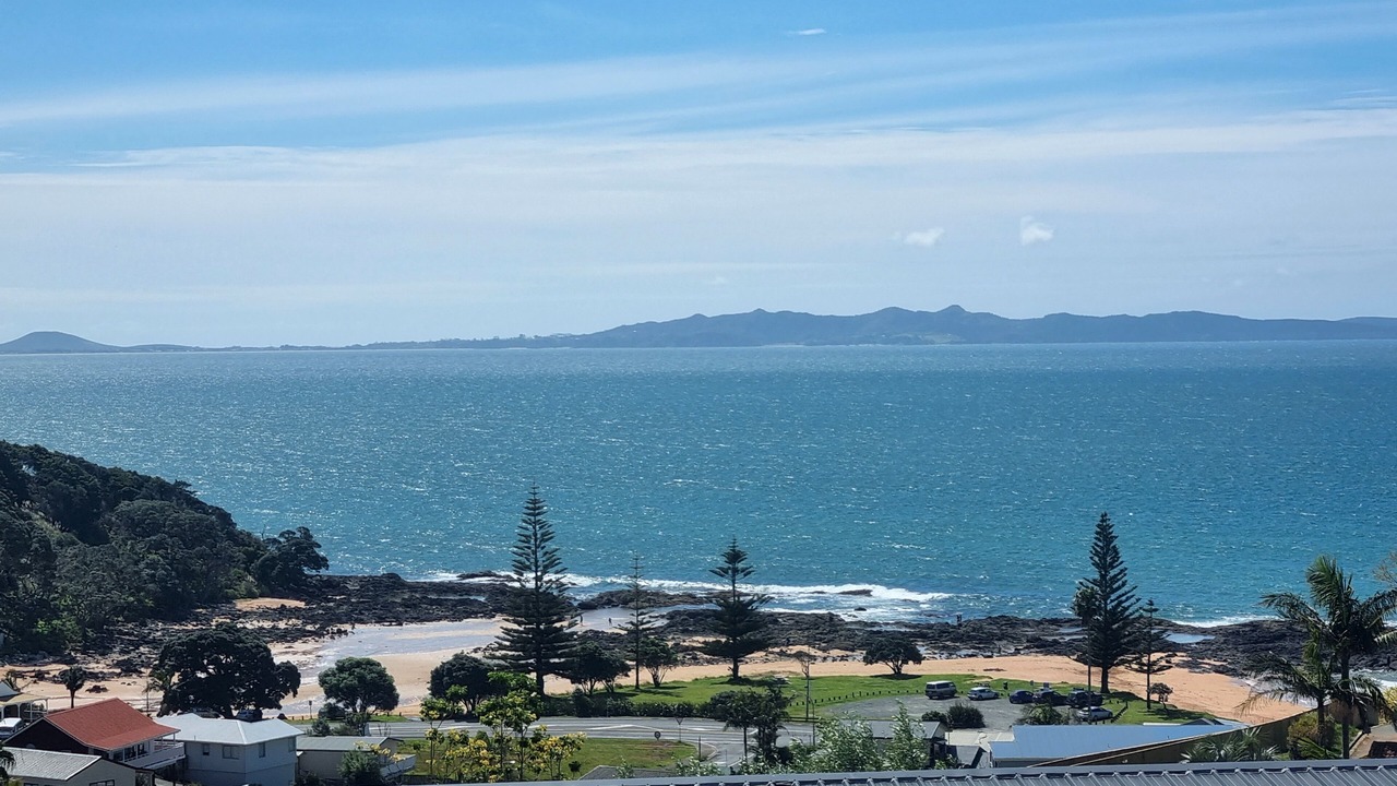 Photo of Others in Cable Bay
