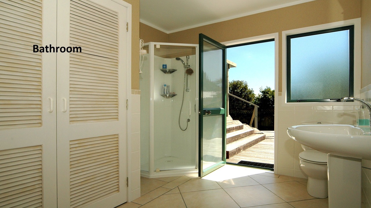 Photo of Bathroom in Matarangi
