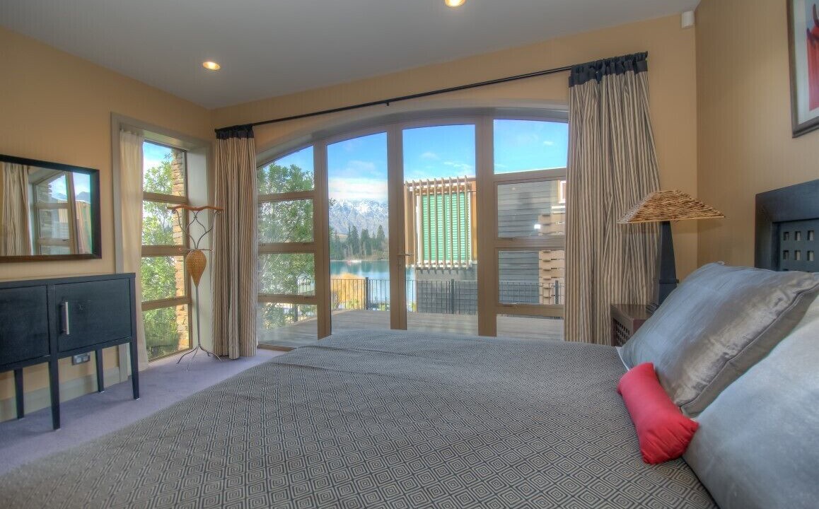 Photo of Bedroom in Queenstown