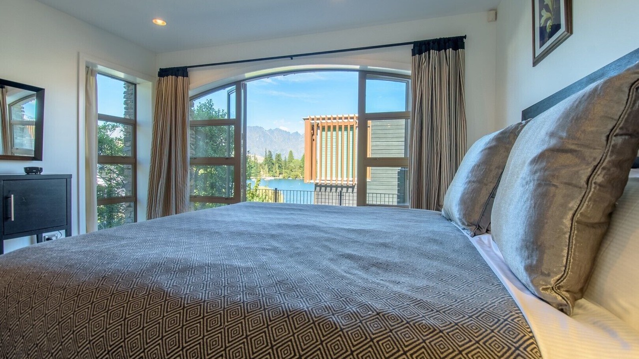 Photo of Bedroom in Queenstown