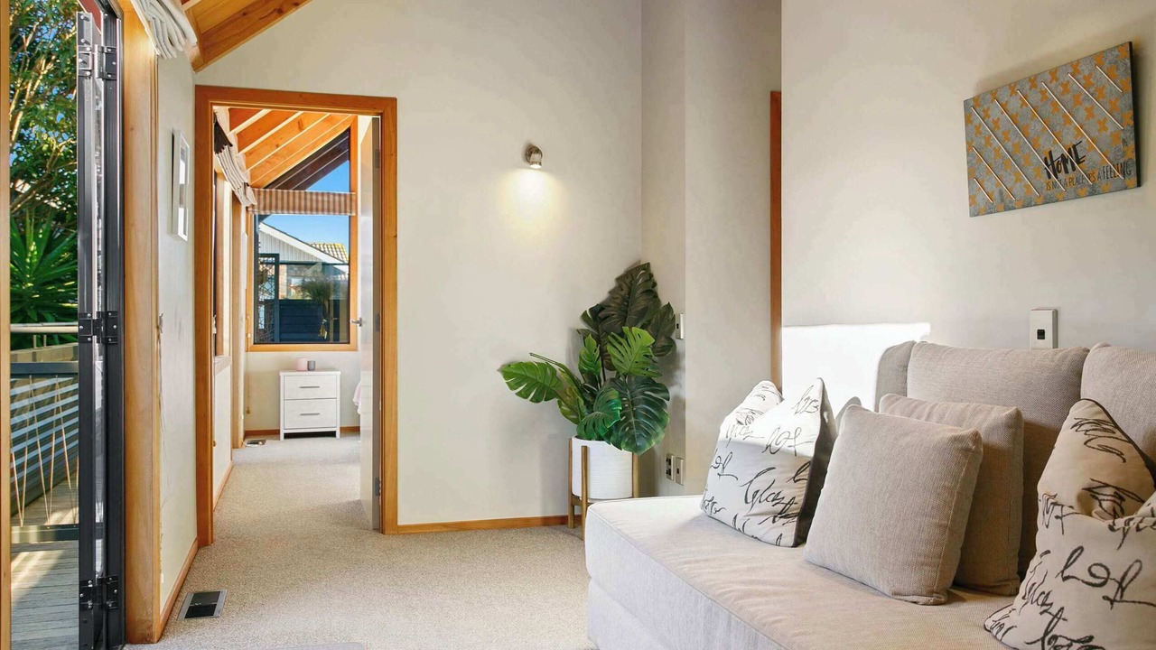 Photo of Livingroom in Rangatira Park