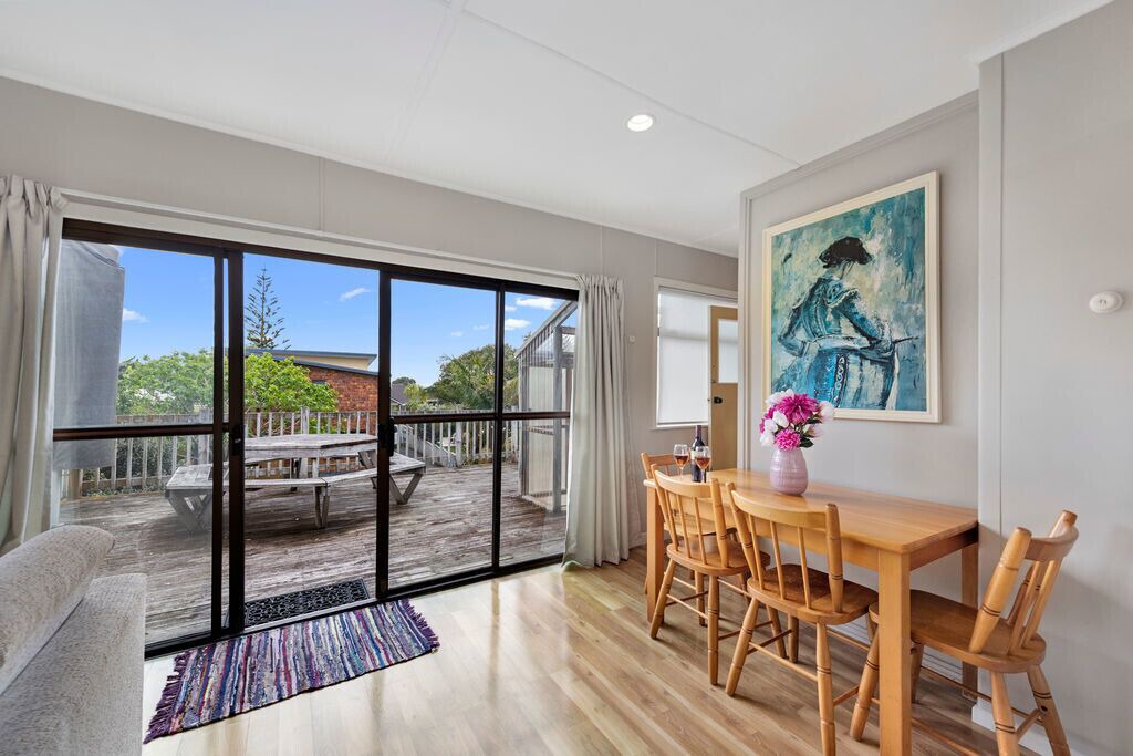 Photo of Livingroom in Papamoa Beach