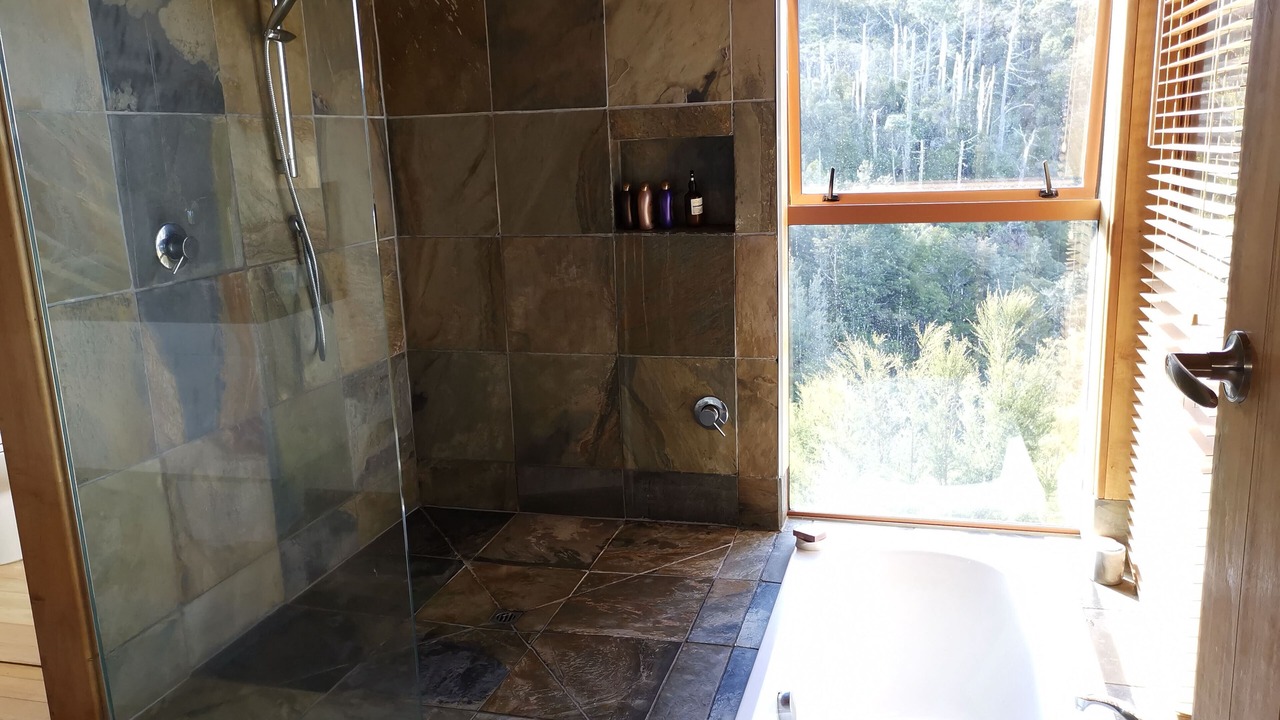 Photo of Bathroom in Motueka Valley