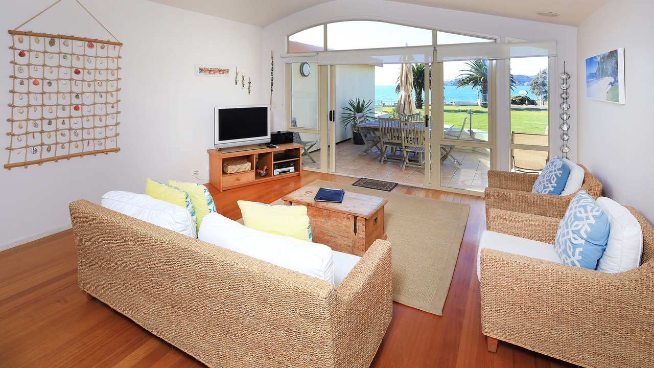 Photo of Livingroom in Onetangi