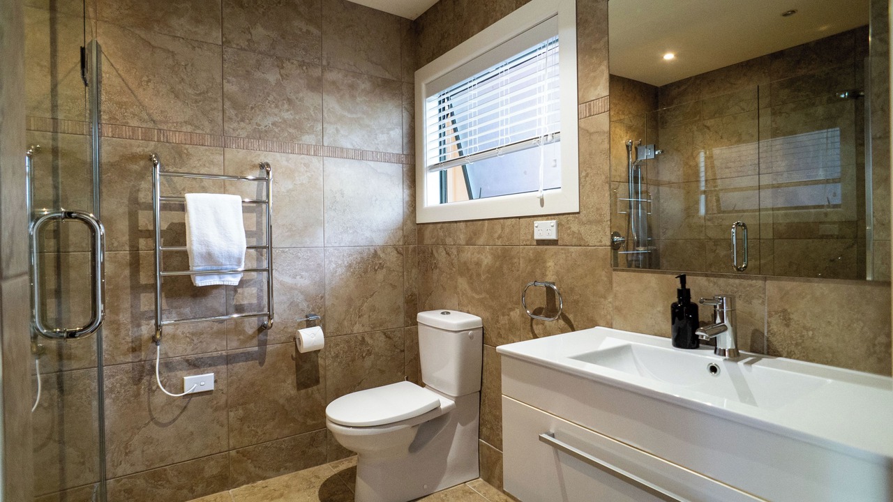 Photo of Bathroom in Raglan