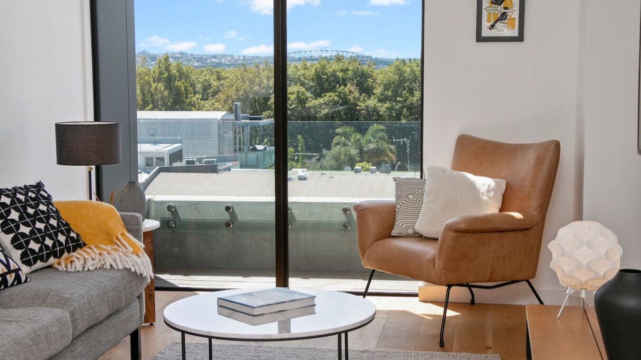 Photo of Livingroom in Auckland Central Business District