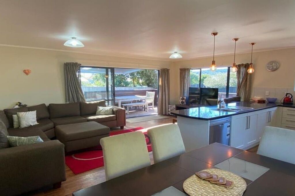 Photo of Livingroom in Whangamata