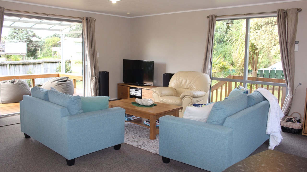 Photo of Livingroom in Pauanui