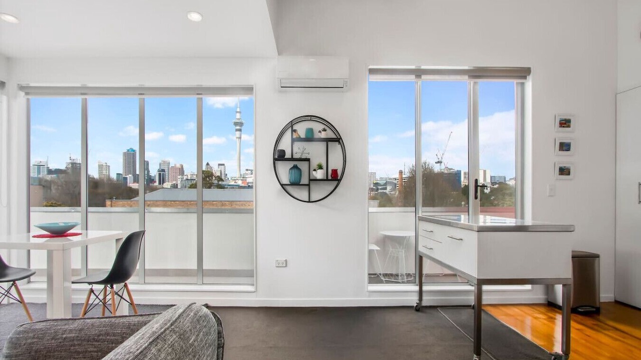 Photo of Livingroom in Auckland Central Business District