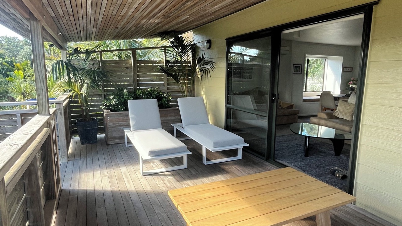 Photo of Patio Balcony in Surfdale