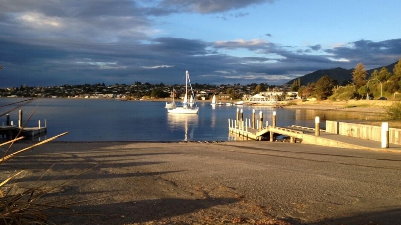 Photo of Others in Two Mile Bay