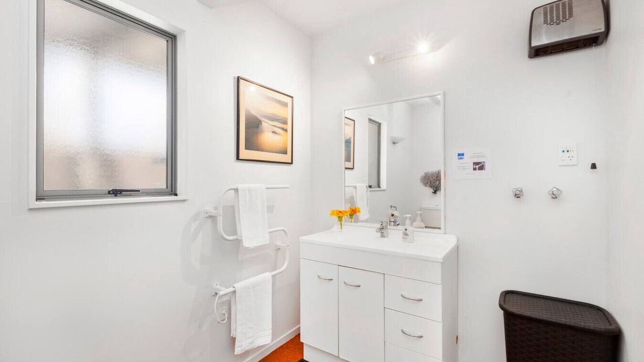 Photo of Bathroom in Raglan