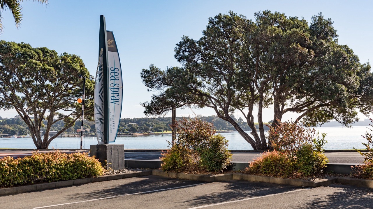 Photo of Others in Paihia