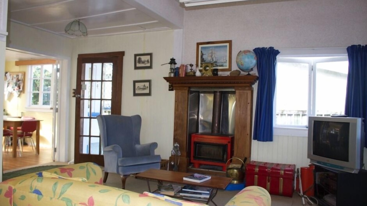 Photo of Livingroom in Waihi Beach
