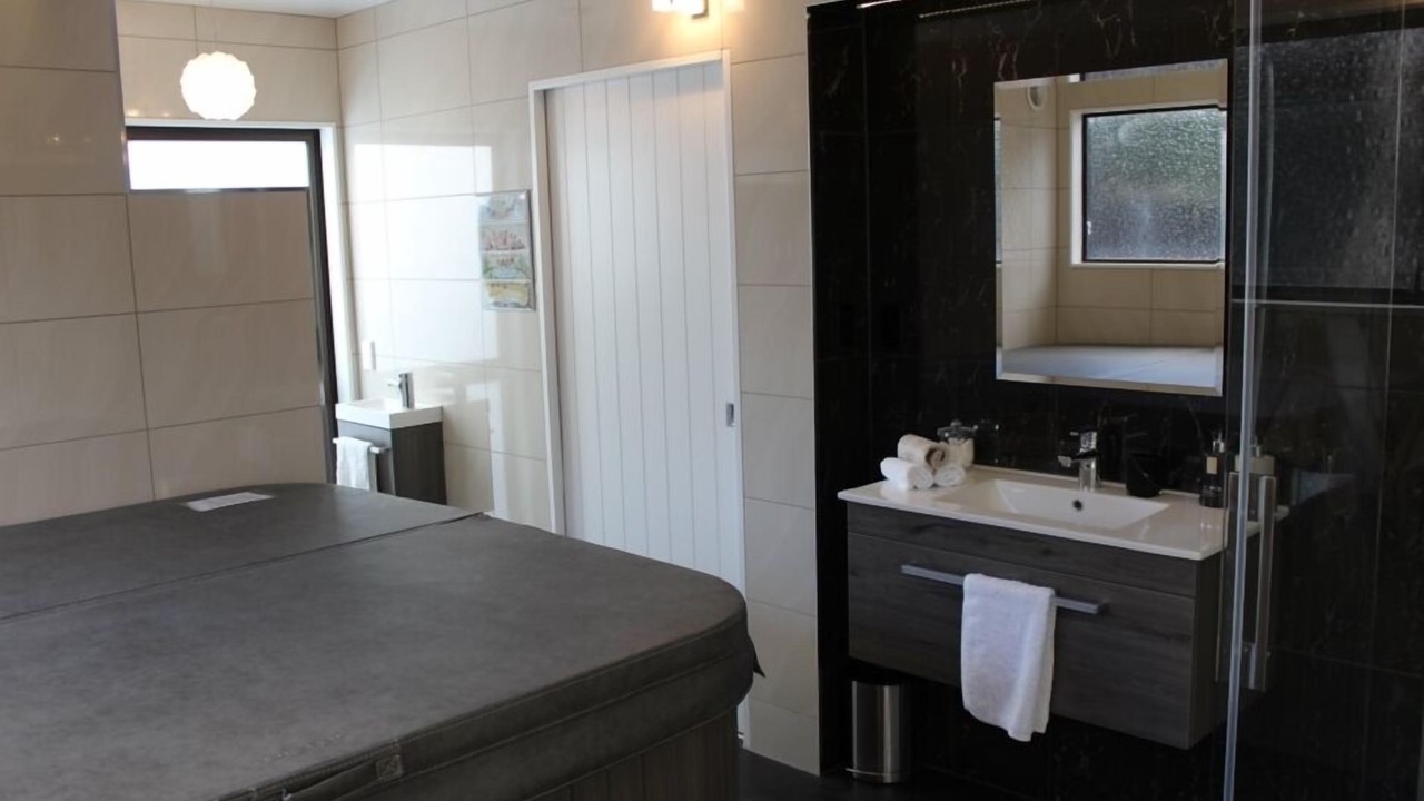 Photo of Bathroom in Paraparaumu Beach