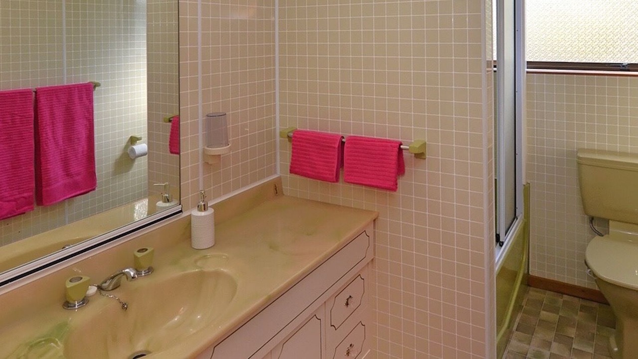 Photo of Bathroom in Ngaio Bay