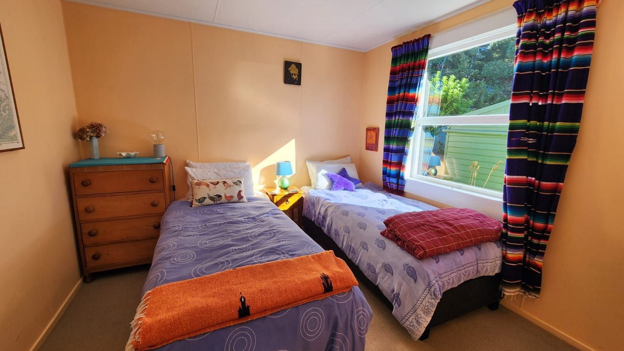 Photo of Bedroom in Pakawau