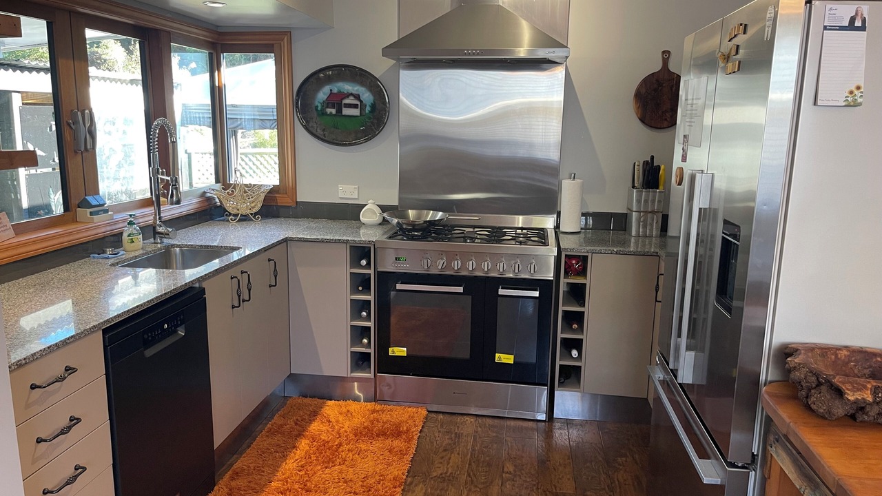 Photo of Kitchen in Picton
