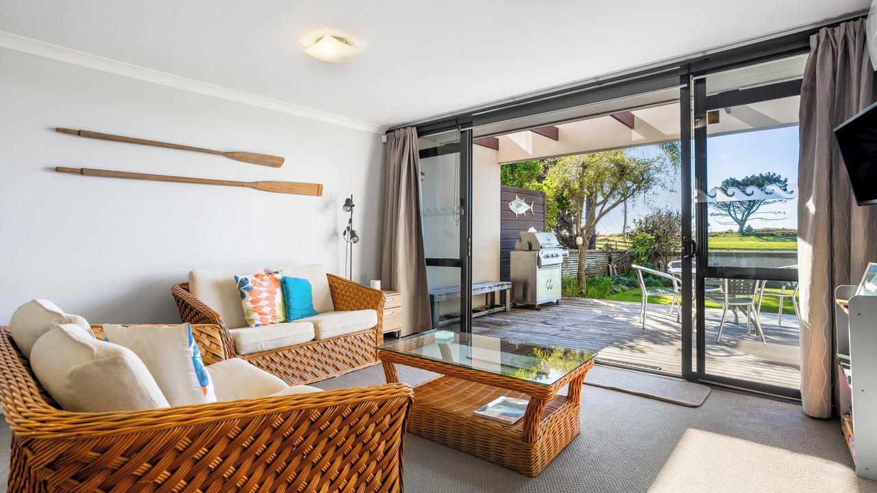 Photo of Livingroom in Papamoa Beach
