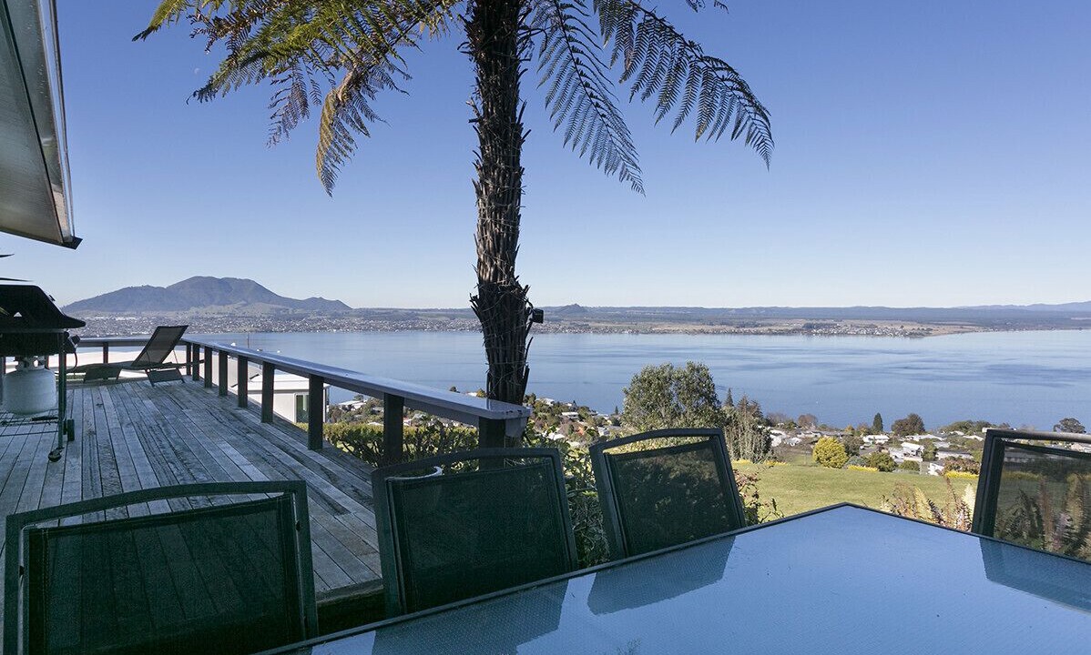 Photo of Outdoor in Acacia Bay