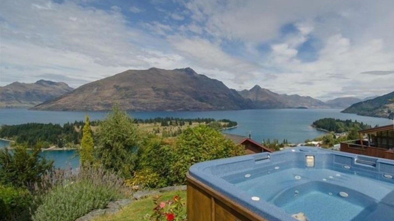 Photo of Others in Queenstown