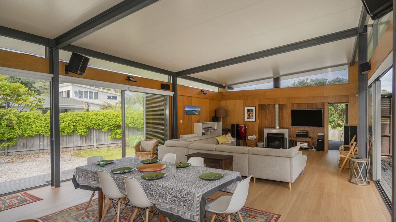 Photo of Livingroom in Pauanui