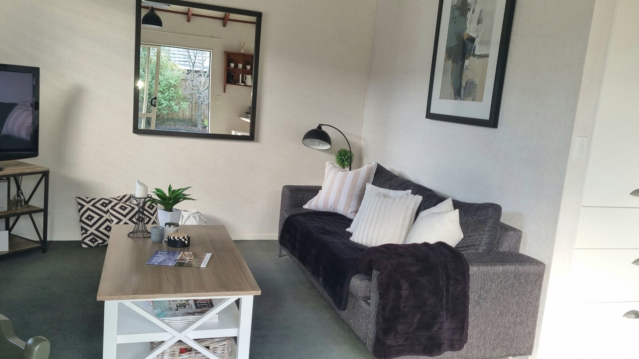 Photo of Livingroom in Two Mile Bay