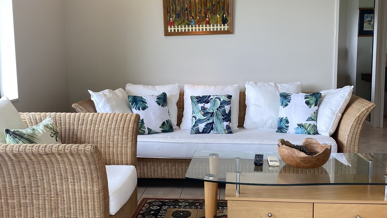 Photo of Livingroom in Onetangi