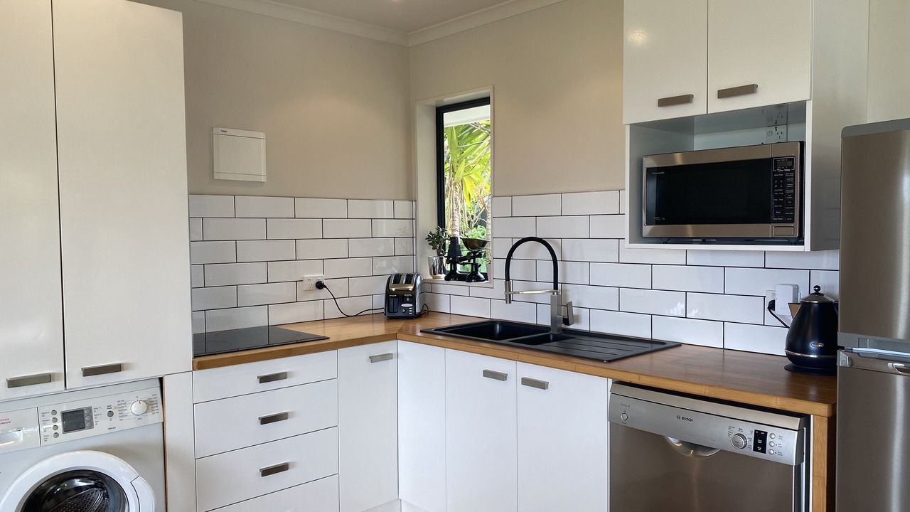 Photo of Kitchen in Onetangi