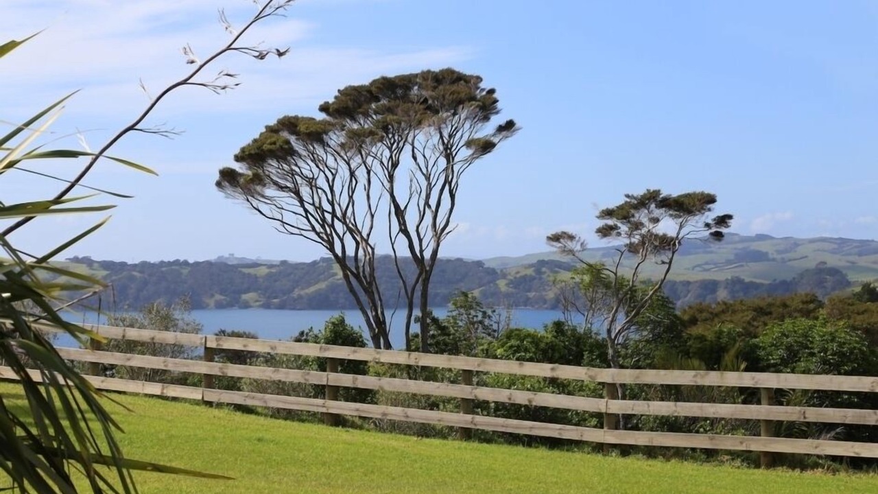 Photo of Others in Onetangi