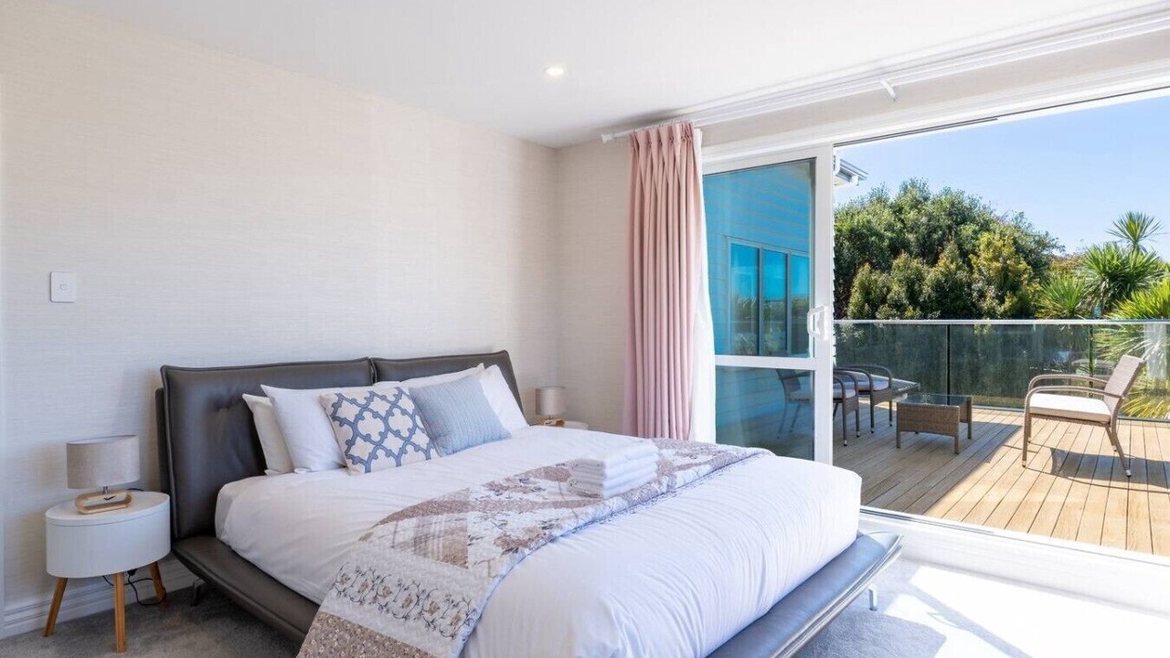 Photo of Bedroom in Long Bay