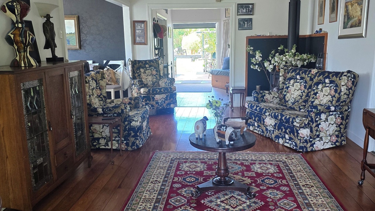 Photo of Others in Te Awanga