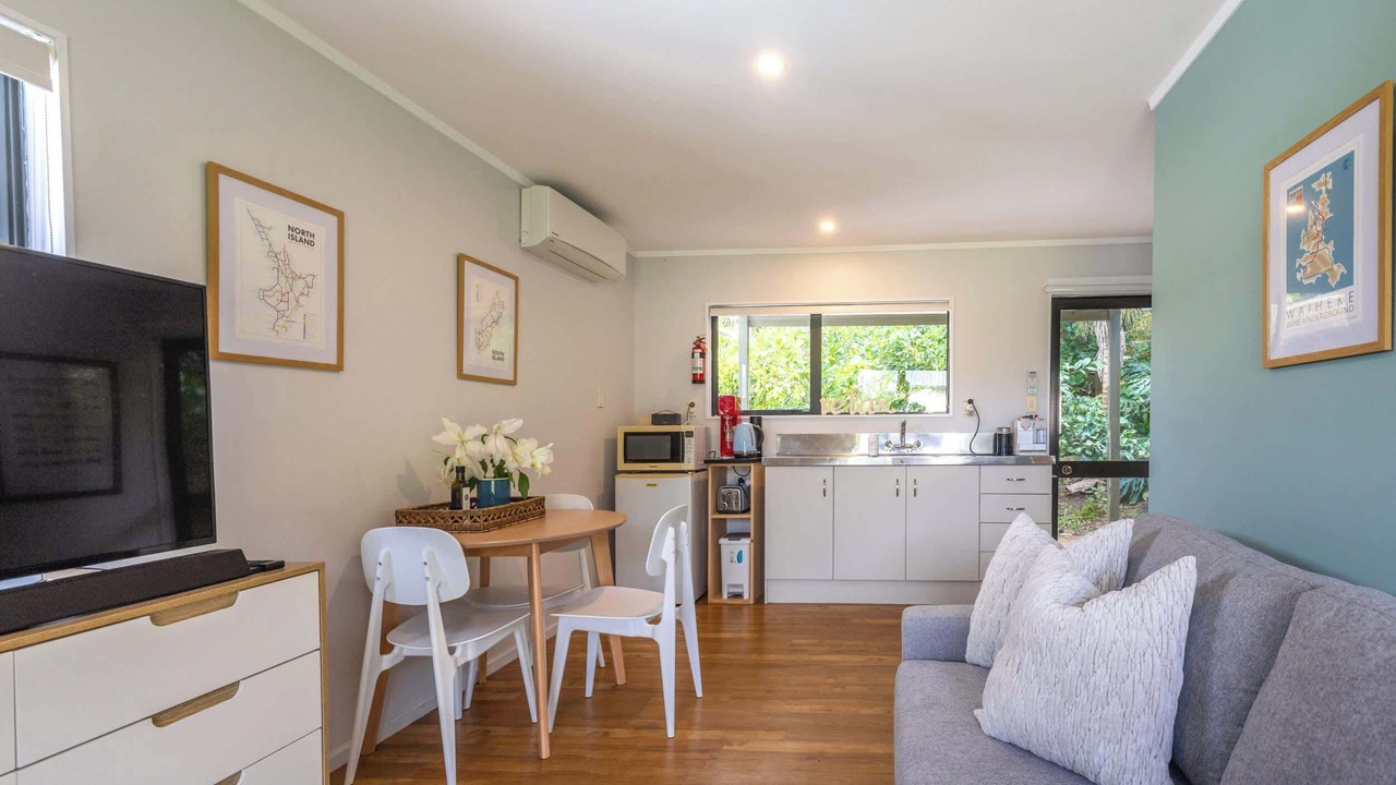 Photo of Livingroom in Oneroa