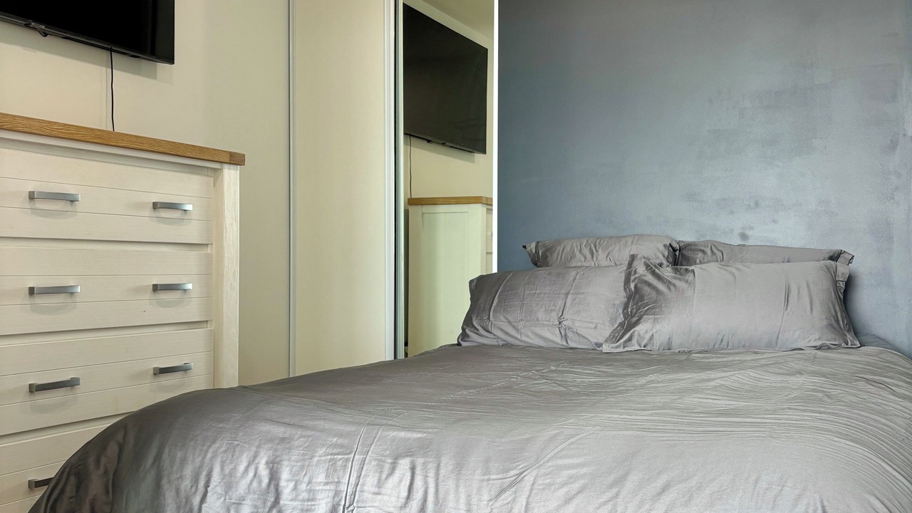 Photo of Bedroom in Newton