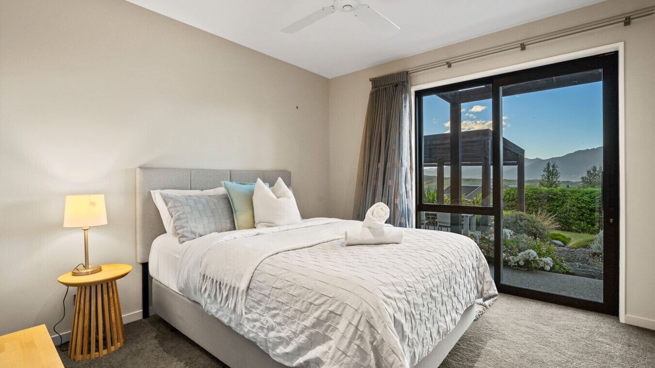 Photo of Bedroom in Jacks Point