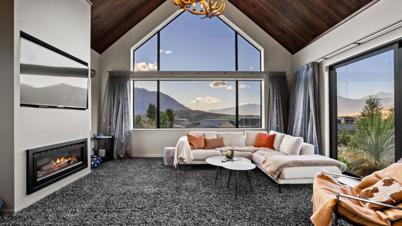 Photo of Livingroom in Jacks Point