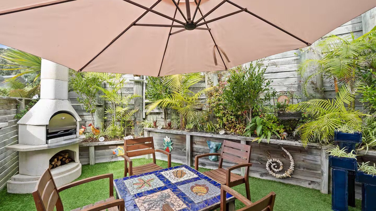 Photo of Outdoor in Russell