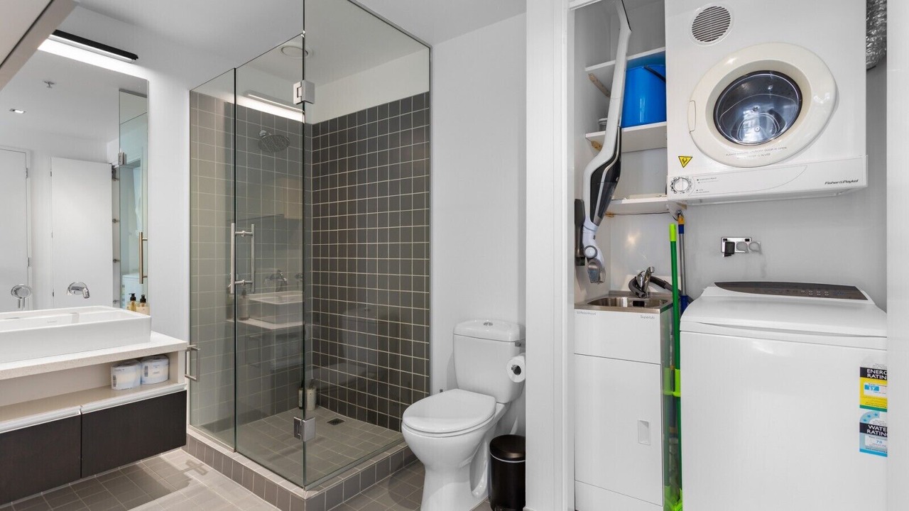 Photo of Bathroom in Auckland Central Business District