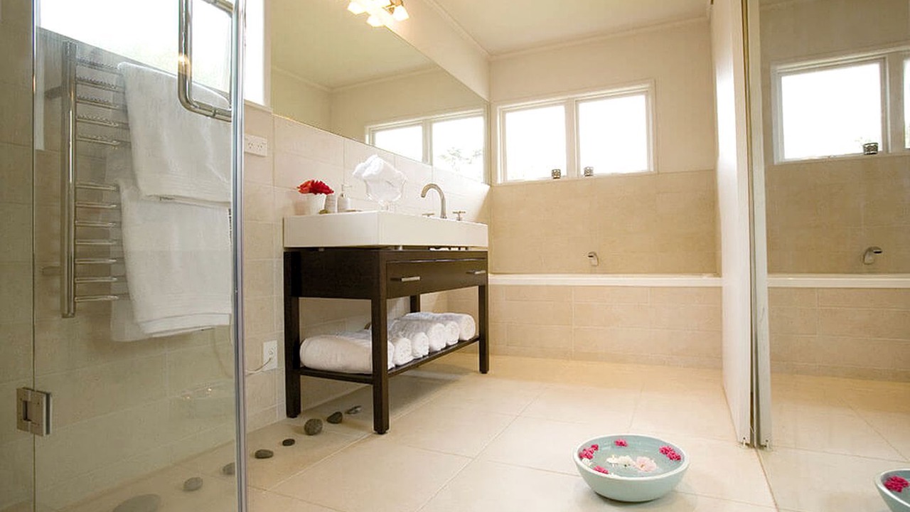 Photo of Bathroom in Pataua North