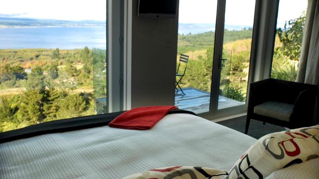Photo of Bedroom in Acacia Bay