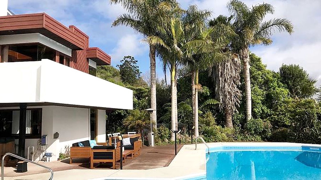 Photo of Outdoor in Waiatarua
