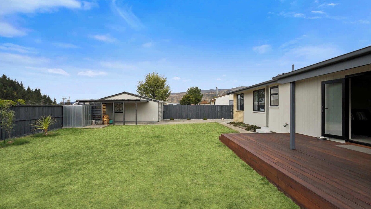 Photo of Outdoor in Lowburn