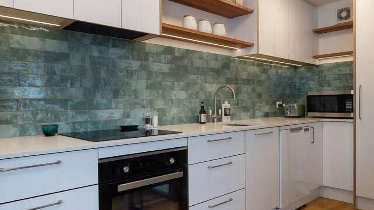 Photo of Kitchen in Three Kings
