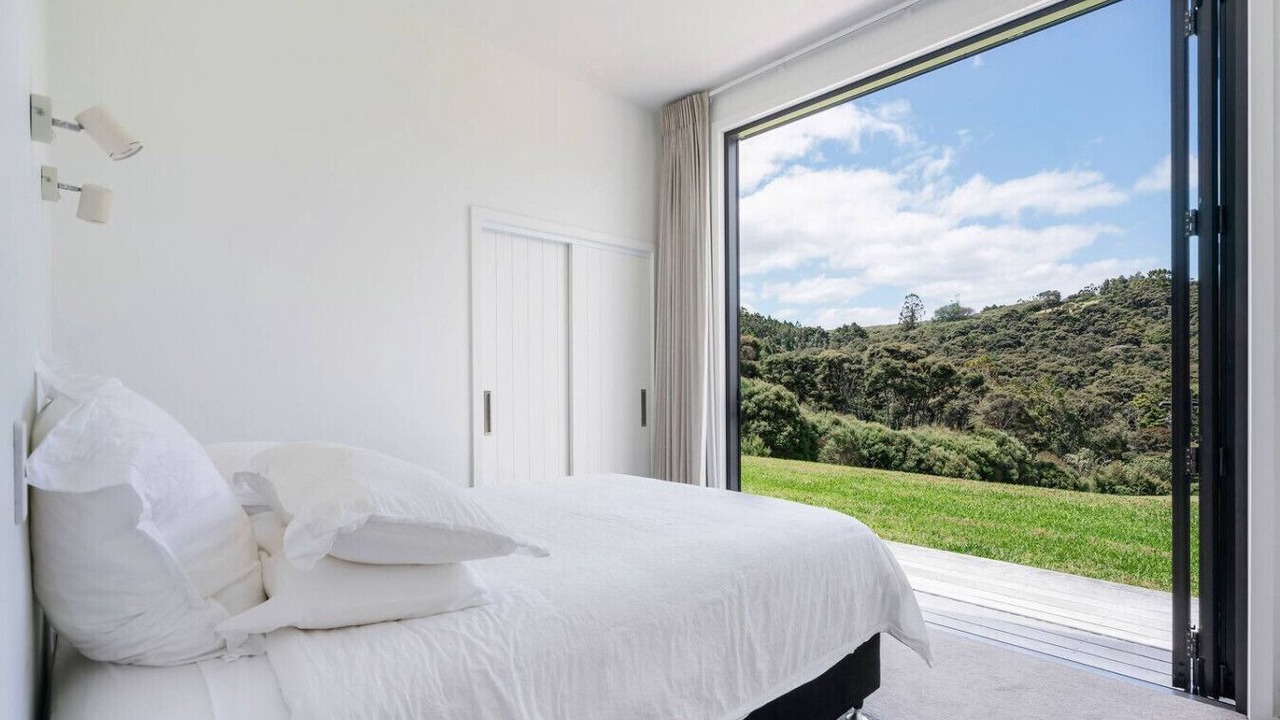 Photo of Bedroom in Tawharanui