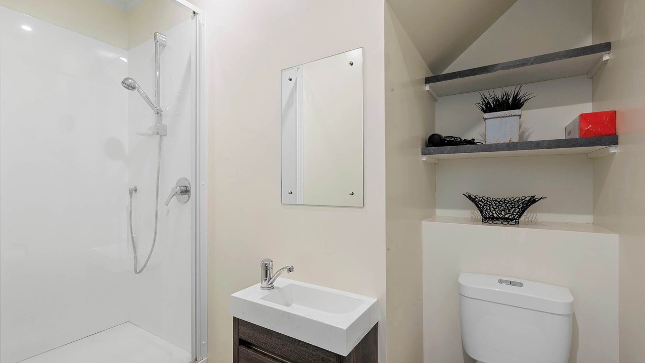Photo of Bathroom in Oakura